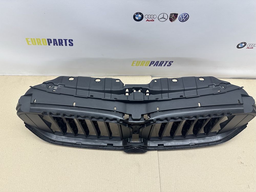 BMW G30 G31 LCI Lift Рестайл Жалюзи Ноздри глянец матовые карбон