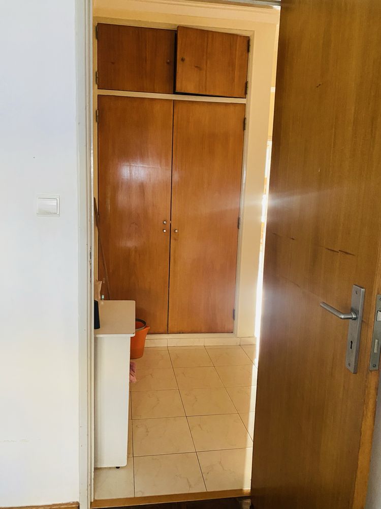 Quarto casal arrendar Mem-martins