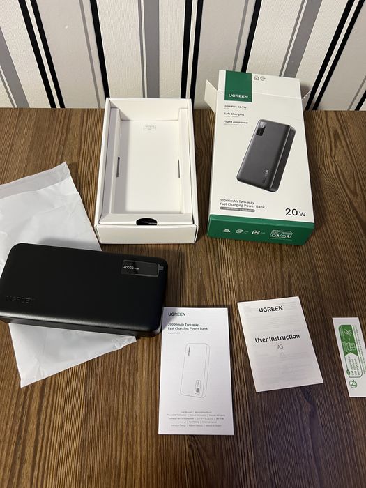 UGREEN 20000 мАч Power Bank PD 20w павербанк