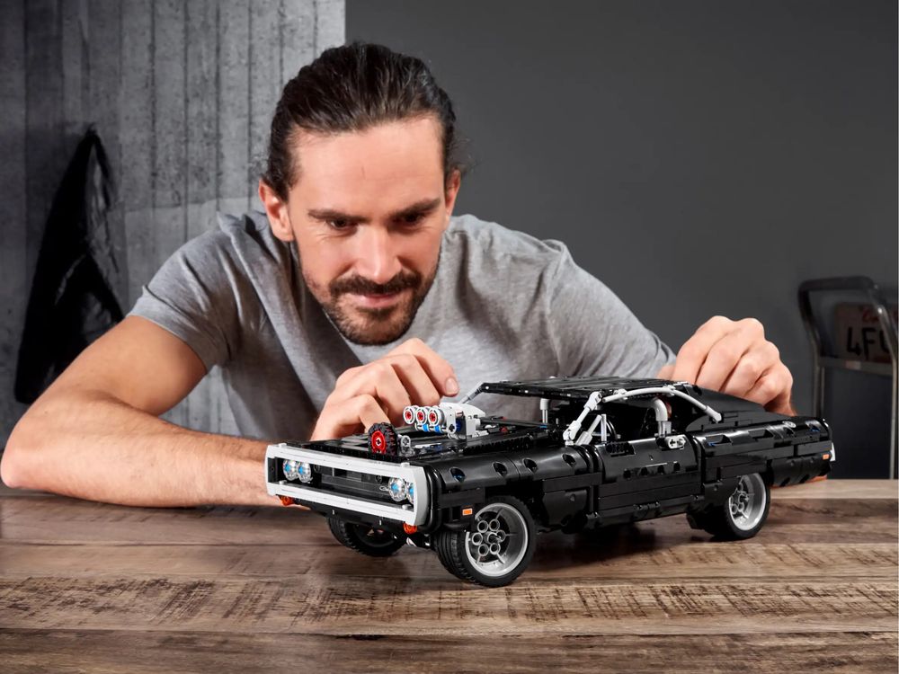 Lego Technic 42111 Dom’s Dodge Charger конструктор