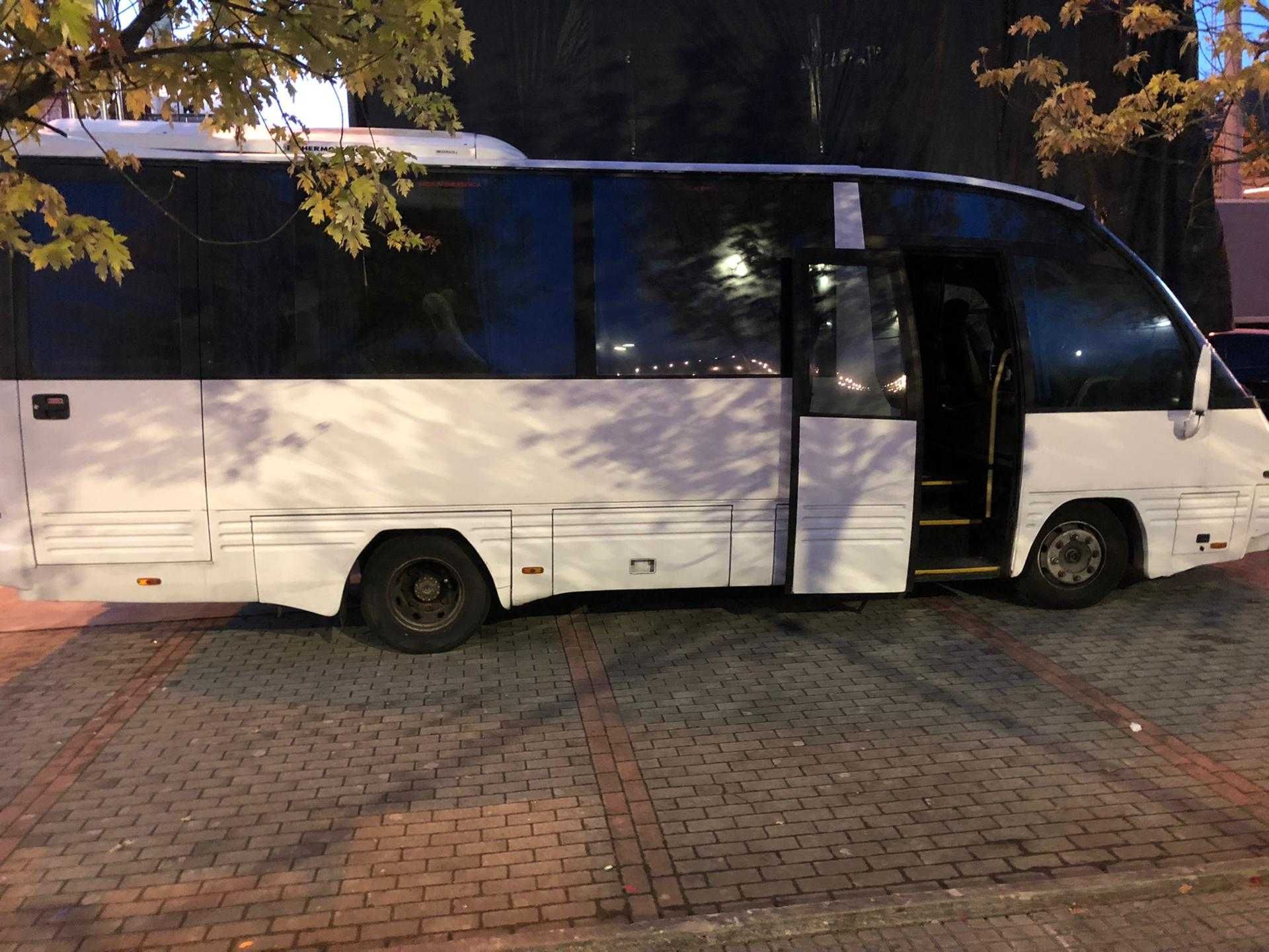 Minibus Iveco  de 31 lugares