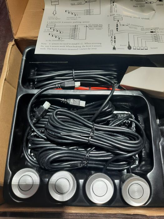 Sensor de estacionamento cinza prata