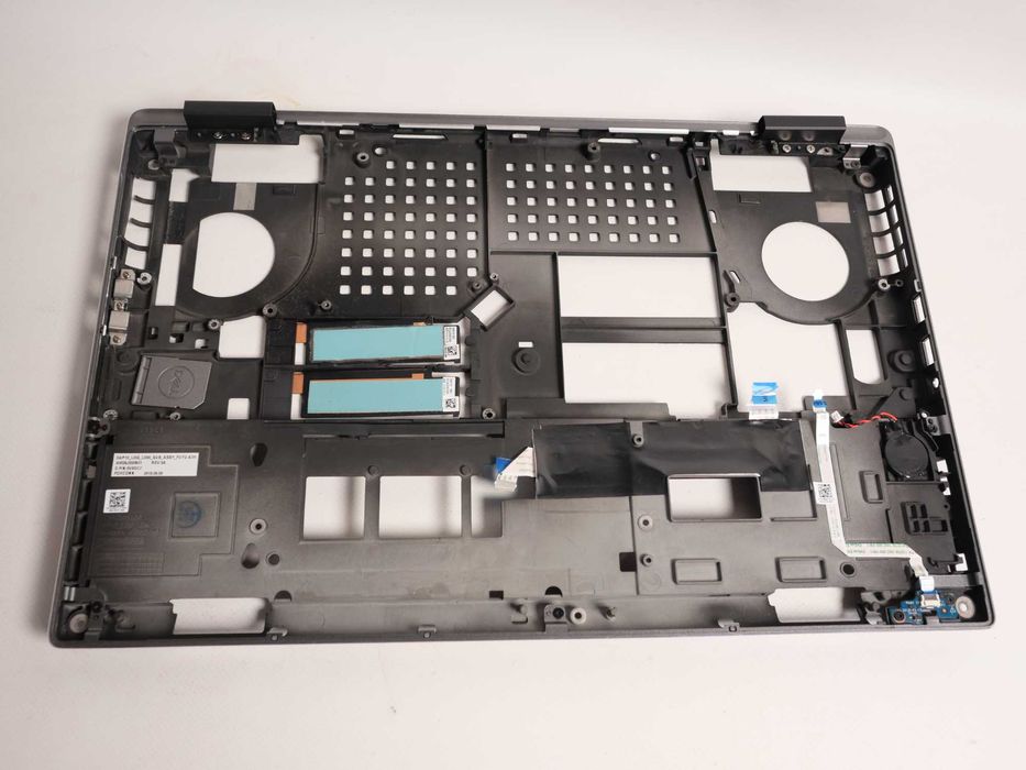 Комплектуючі до ноутбука робочої станції Dell Precision 7530 запчасти