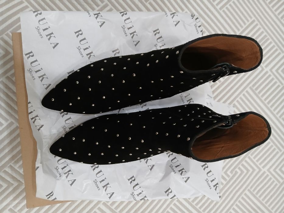 Botins cor preto Ruika