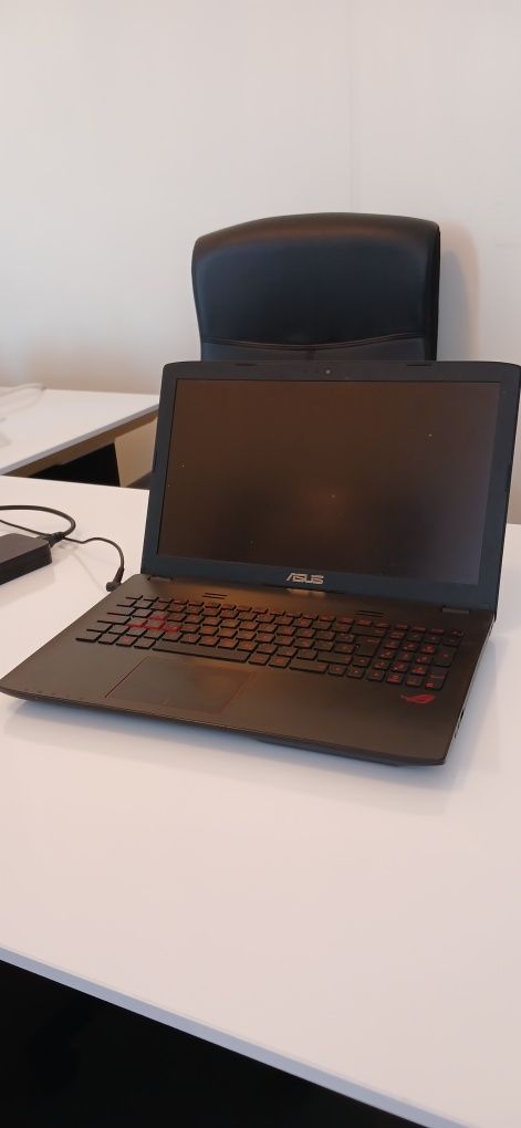 Продам ноутбук Asus
