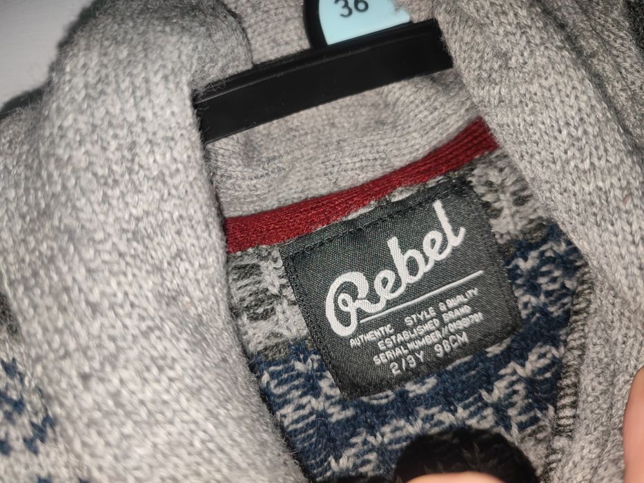 Sweter dla chłopca Rebel Primark 98