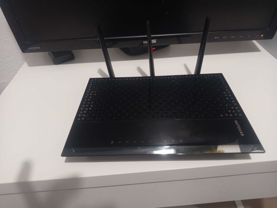 netgear ex7000 usado