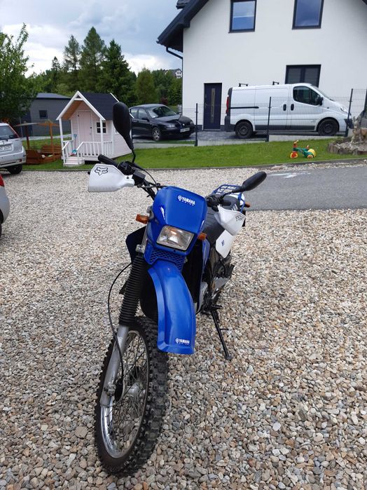 Yamaha dt 125r od starszego motocyklisty, zarejestrowana