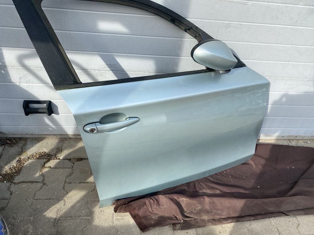Drzwi prawy przod przednie bmw e87 kompletne