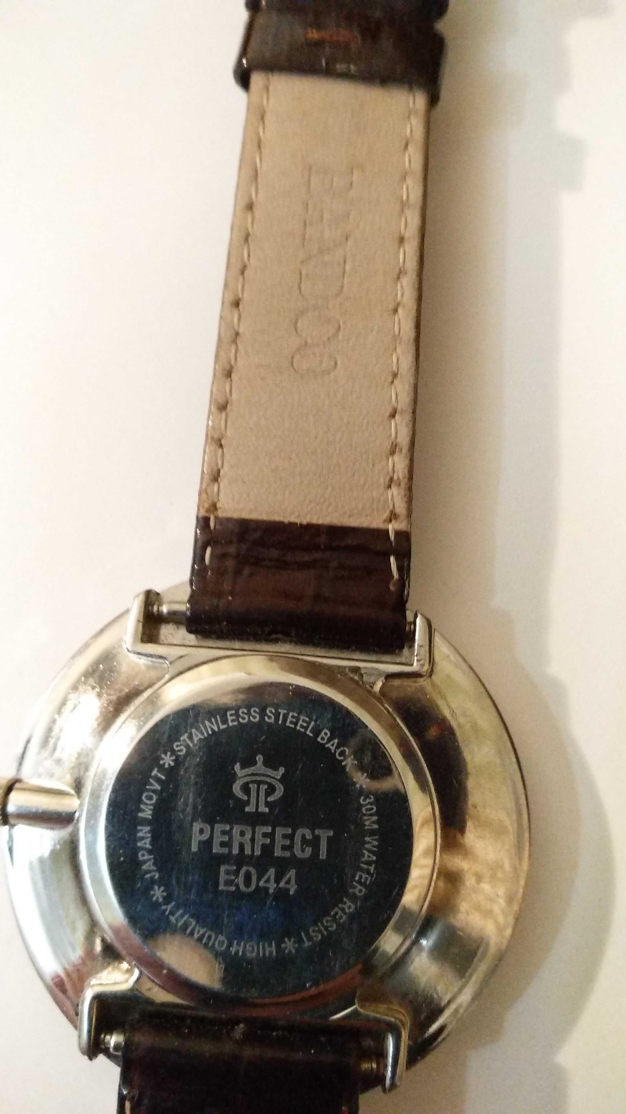 Часы наручные женские от Perfect. Модель E044. Круглые