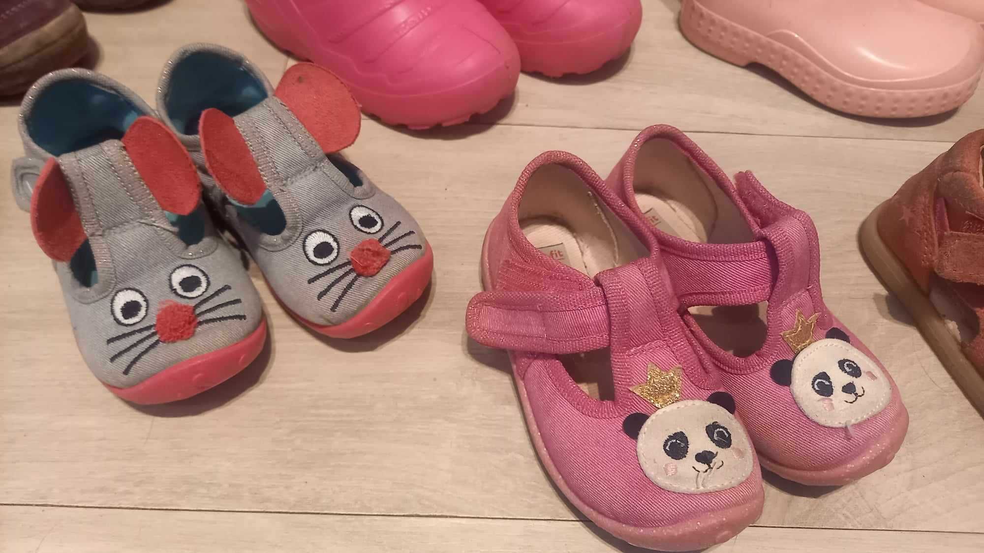 Zestaw bucików rozm 22