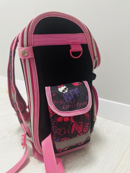Рюкзак шкільний, каркасний, ортопедичний Monster high