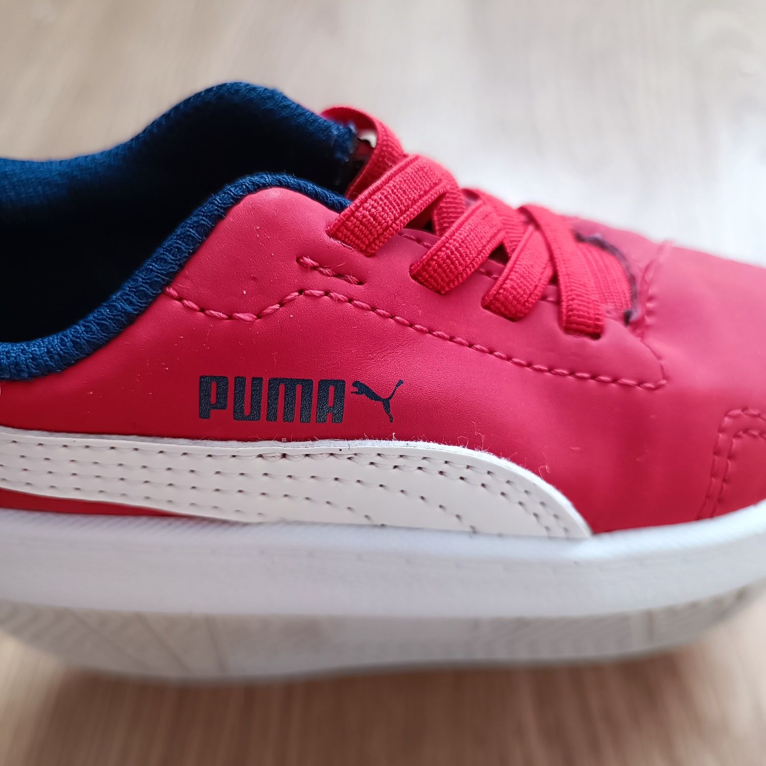 Buty Puma 23 lekkie wkładane