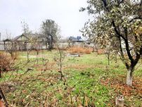 Ділянка 10 соток в тихому центрі