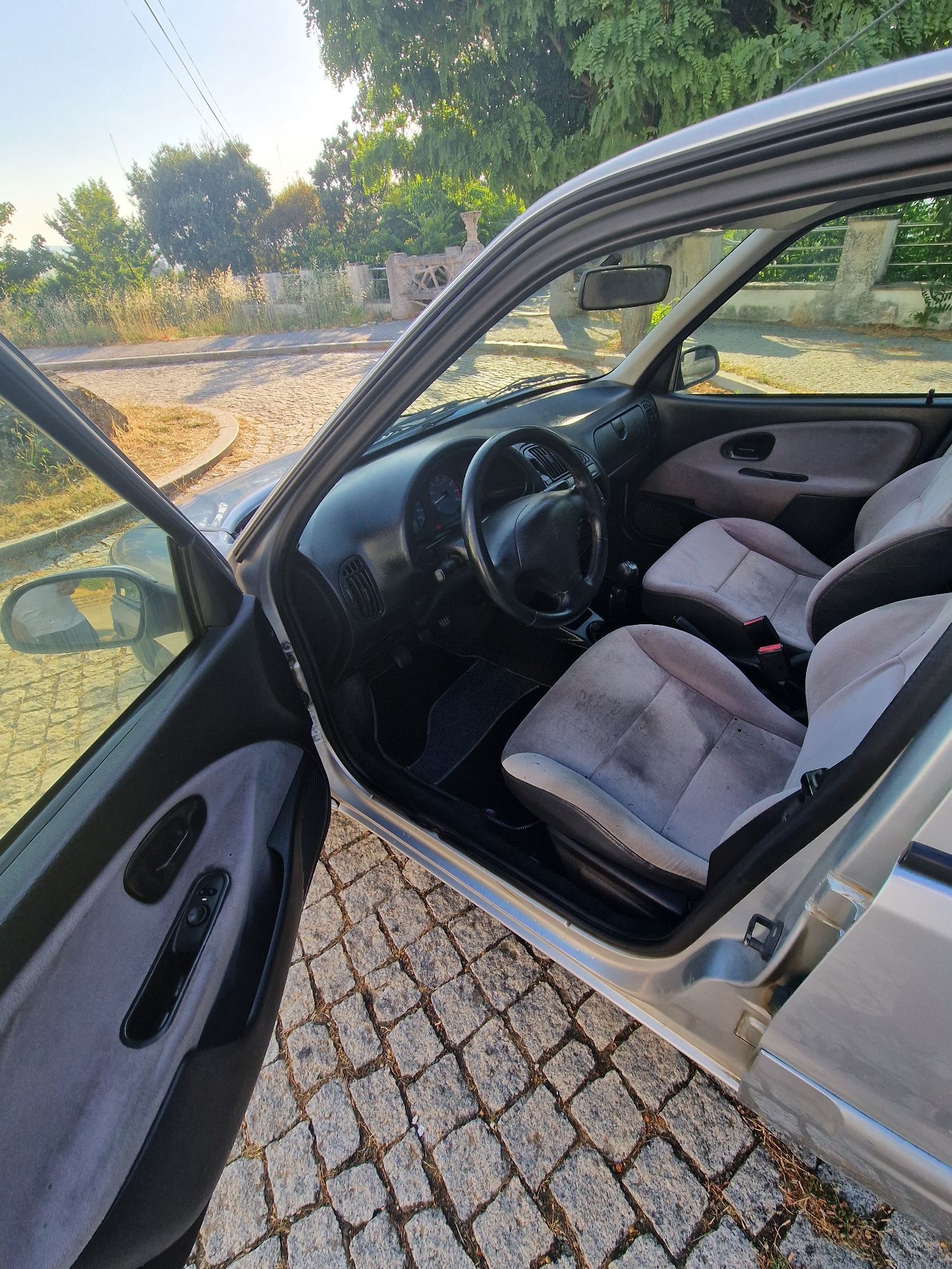 Citröen saxo 1.2 c | 02