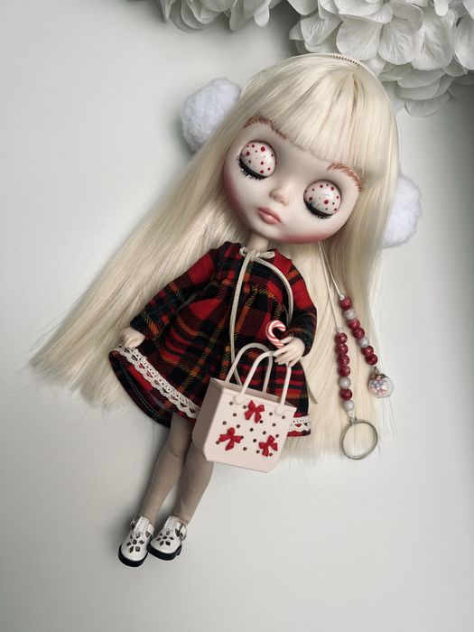 Piękna lalka Blythe