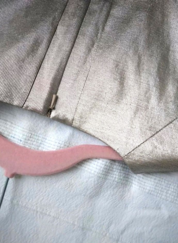 Lux Karen Millen XS S złota lekko błyszcząca krótka mini sukienka 36