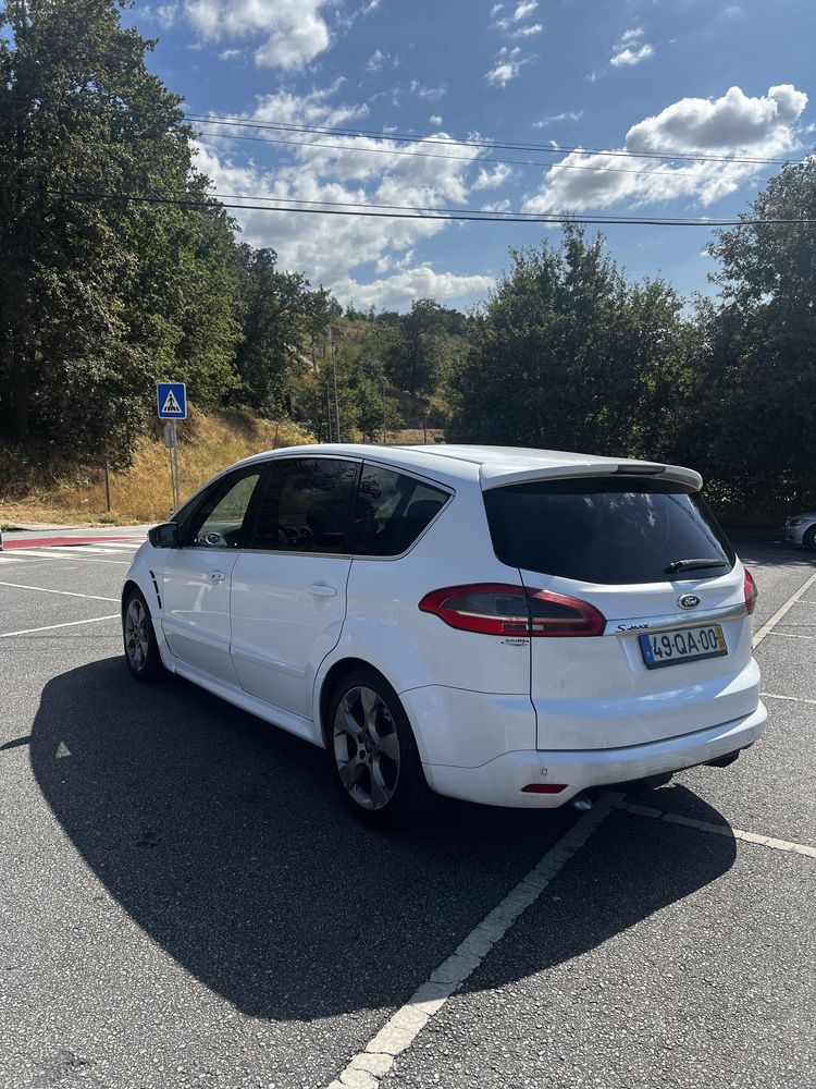 Ford S-Max 2.0 TDCi Titanium • 7 Lugares • Teto Panorâmico • 2011