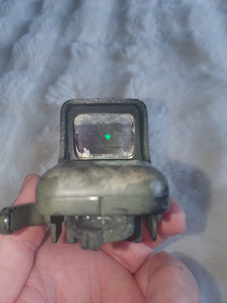 Коліматорний приціл Sight Mark