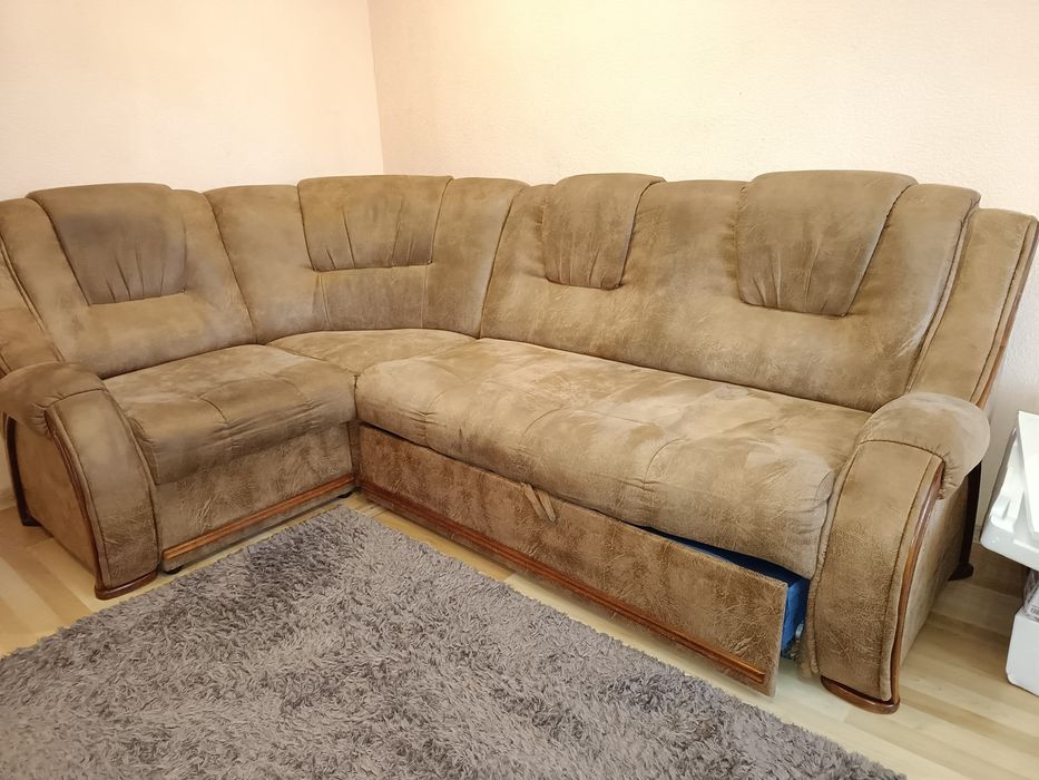 Диван кутовий шкіряний