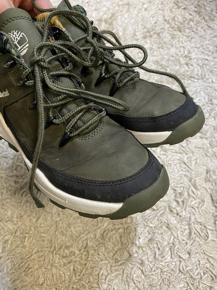 Кросы/боты/ Timberland на мальчика оригинал 35 размер