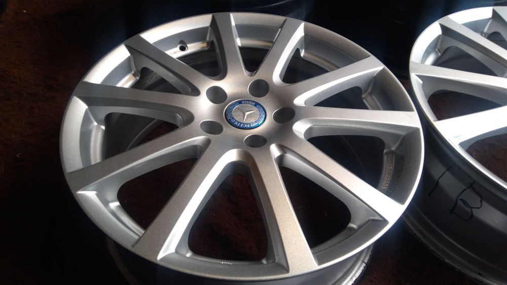 [IB] PASSAT SUPERB 7.5x18 Gla Glb KAROQ T-roc CLA LEON c205 GOLF 5x112