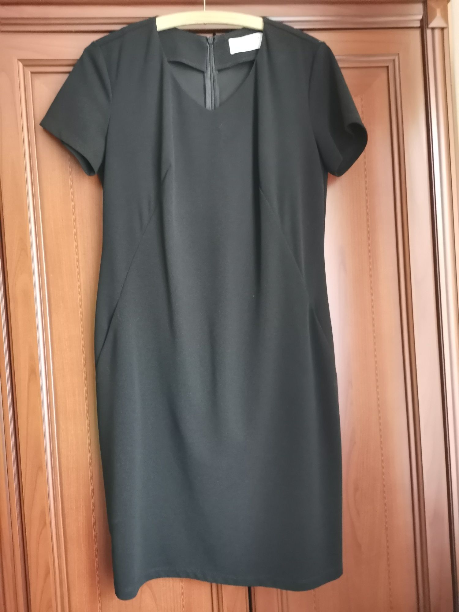 Sukienka czarna - mała czarna