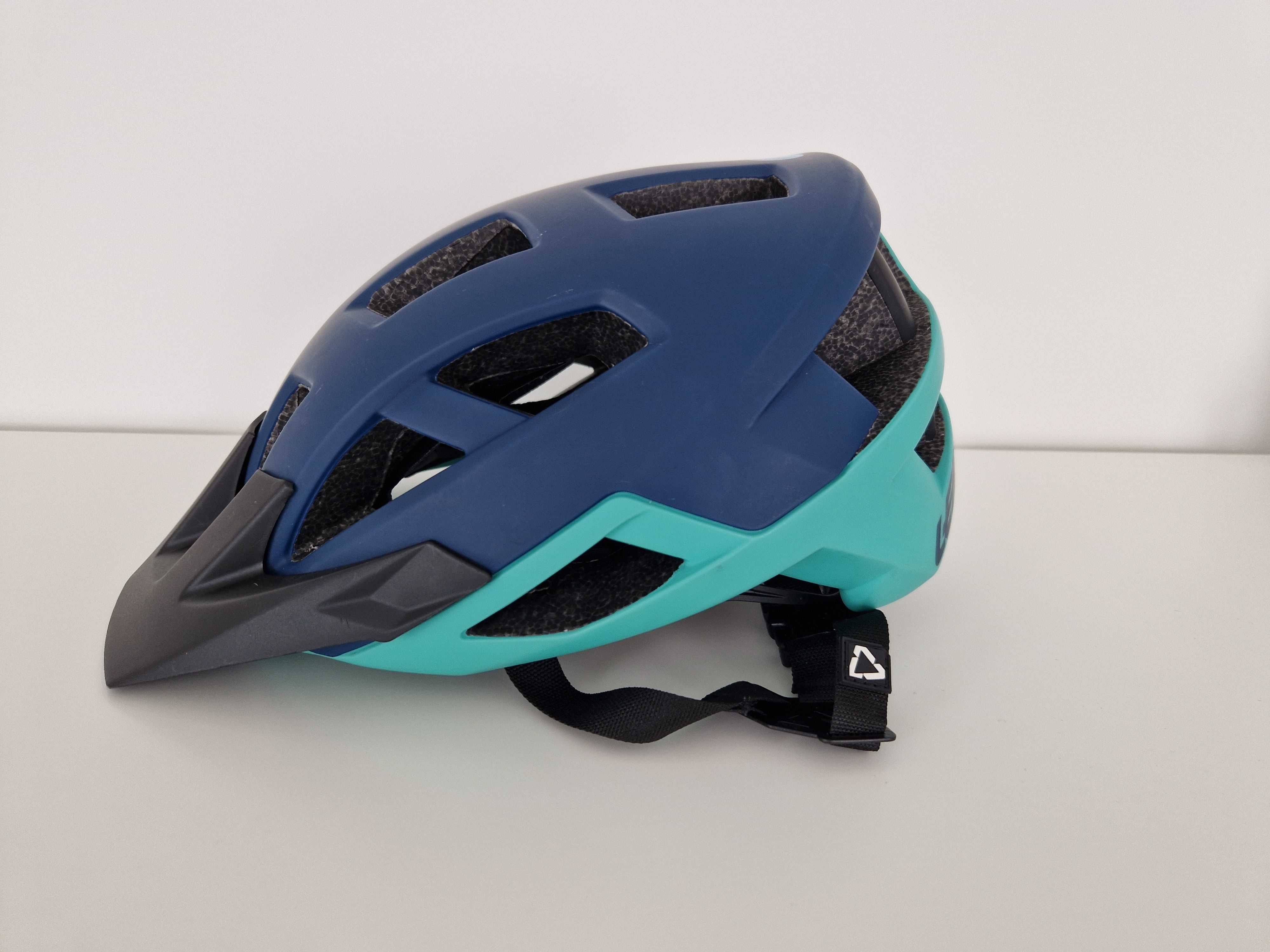 Kask rowerowy Leatt DBX 2.0