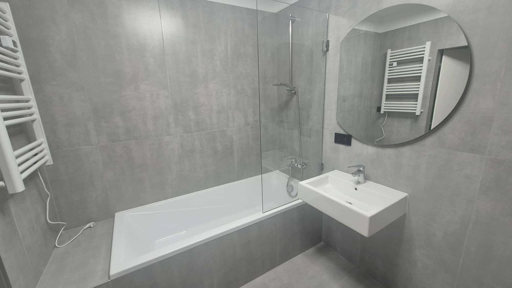 Atrakcyjne mieszkanie do wynajęcia: 2 pokoje z balkonem i miejscem P