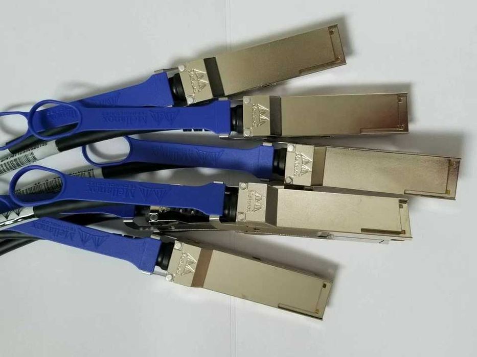 DAC кабель Mellanox MC2206130-003 QSFP+ 40Gb/s, пасивний, 3 м