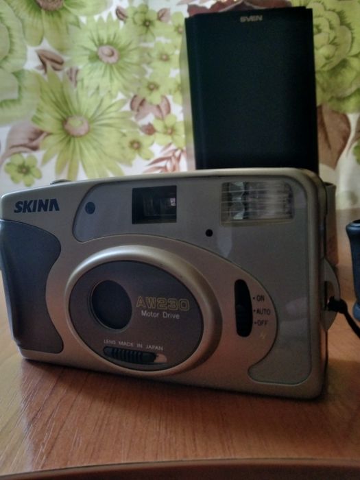 Продам плёночный фотоаппарат skina AW-230