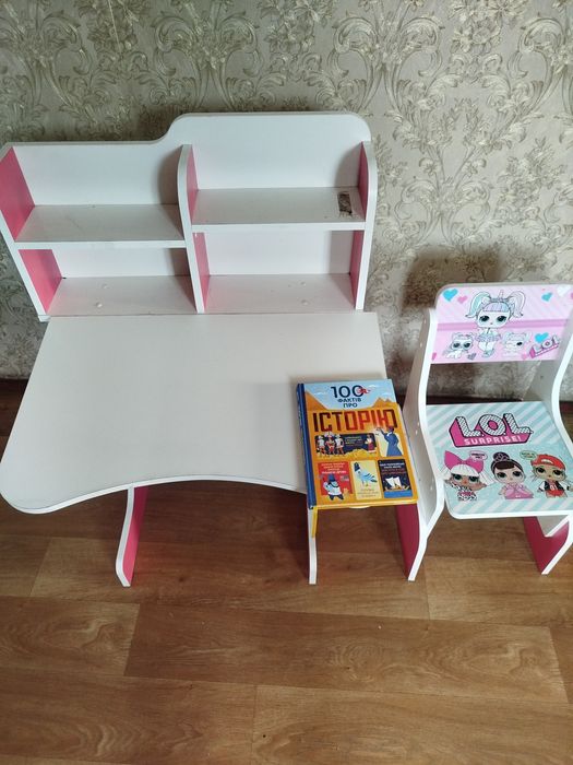 Продам парту дитячу