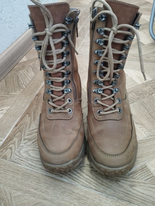 Шкіряні берці черевики