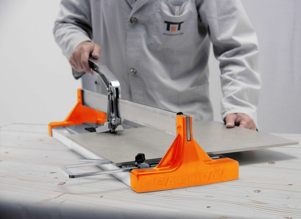 Maszynka przecinarka do płytek glazury terakoty BATTIPAV LEGGERA 92