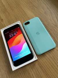 Продам Iphone SE 2020 64gb