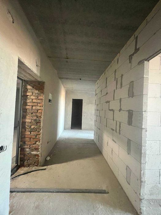 Продаж 2к в зданому будинку для інвестора. Ракове, Вул. Довженка 4