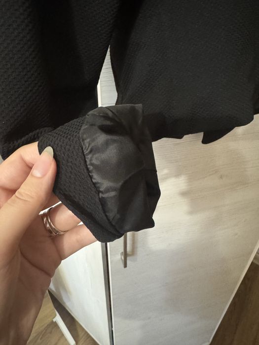 Czarna lekka marynarka