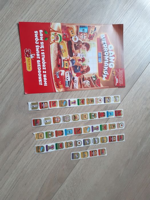 Naklejki 44szt (0,50gr/szt) Gang Biedroniaków
plus książeczka do wklej