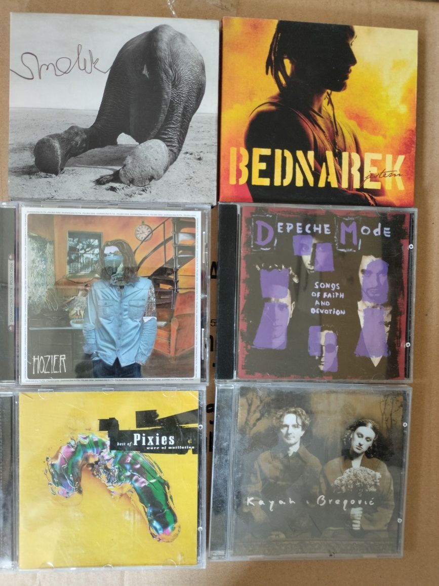 Zestaw płyt CD audio 12 szt