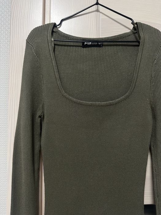 Плаття в рубчик сукня