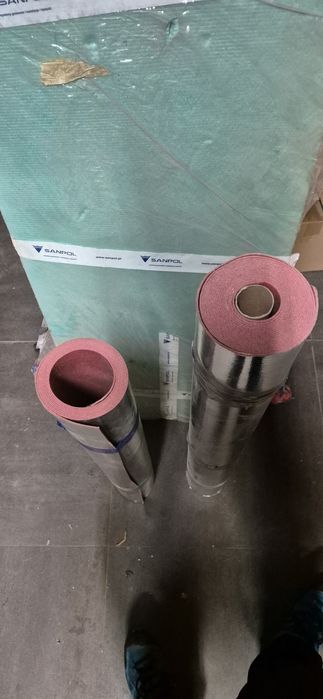 Podkłady pod panele.