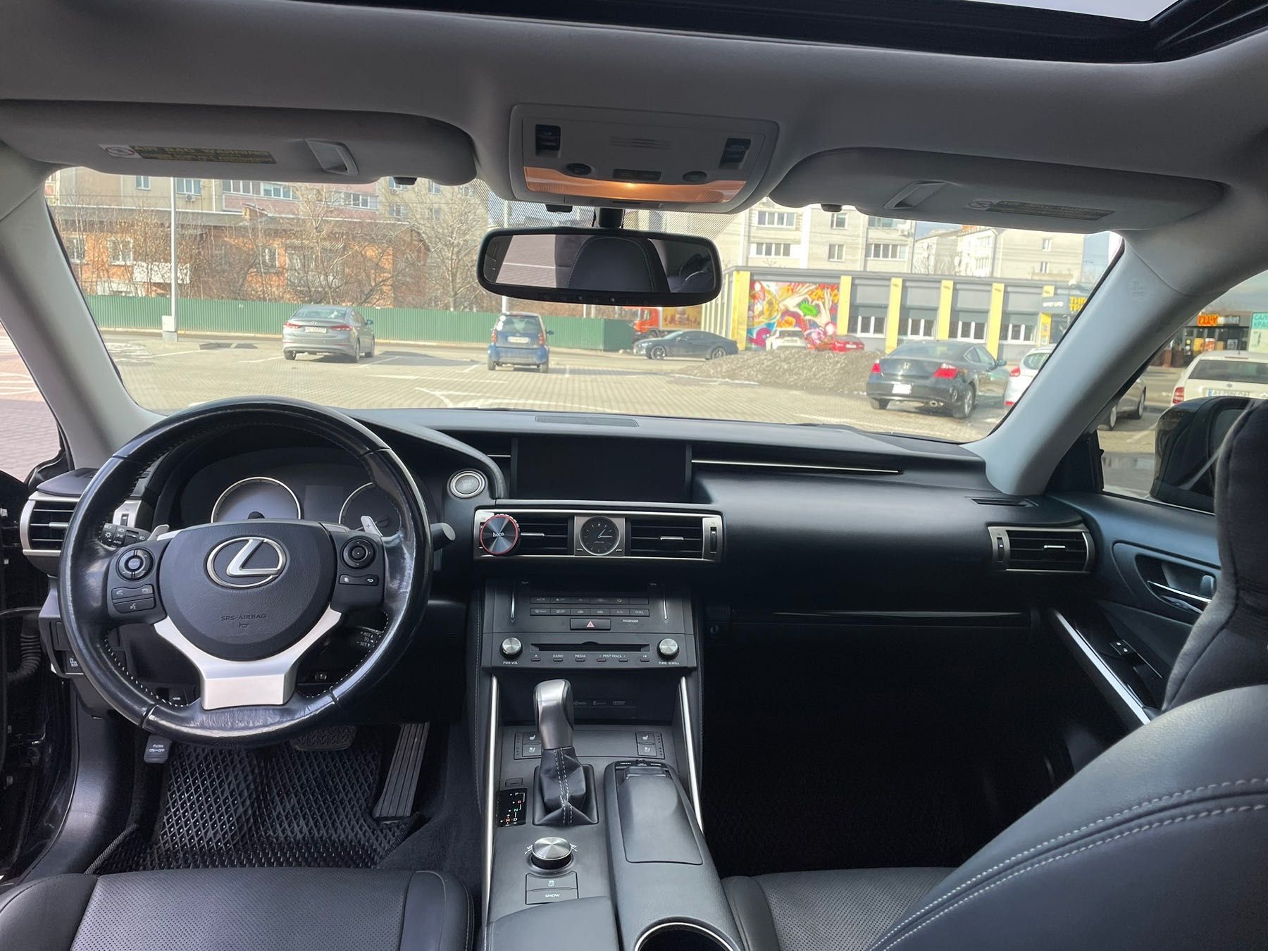 Lexus is 250 AWD 2015