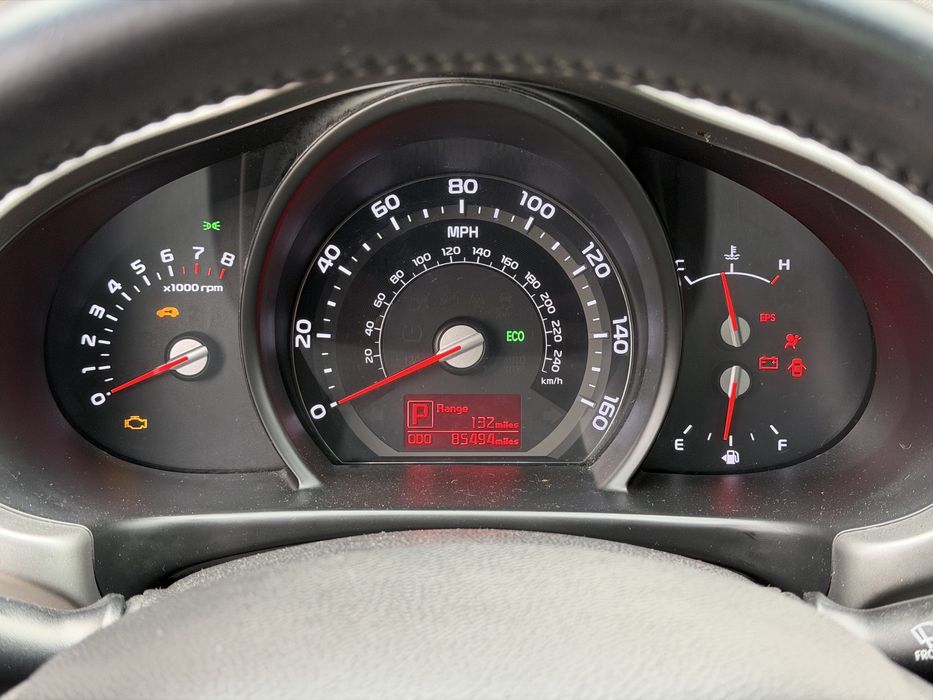 Kia Sportage 12 місяць 2013 2л газ/бензин автомат