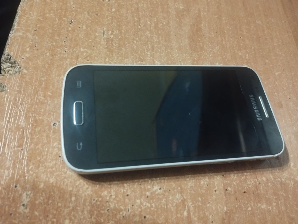 Срочно Продам SAMSUNG SM-G350 в Суперовому стані