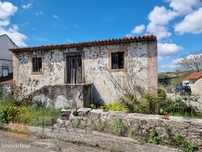 Casa Antiga para reconstruir, entre Tomar e Ferreira do Zêzere