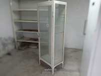 Stara szafa lekarska typ X-90 METALMED zabytek / antyk / PRL