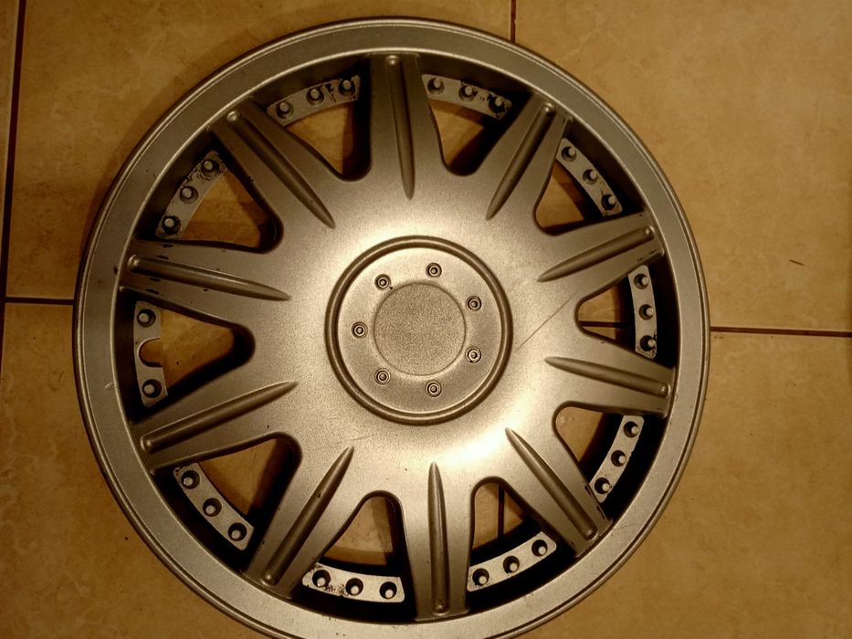 Kołpaki 15 do każdego auta