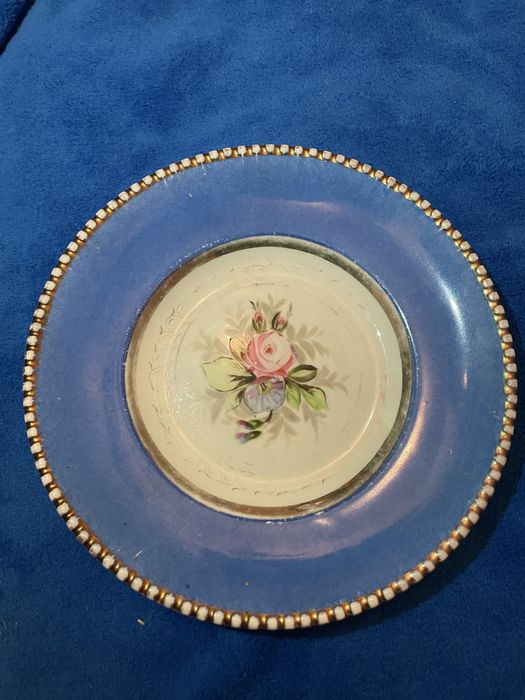 Тарелка И Е  Кузнецов на Волхове