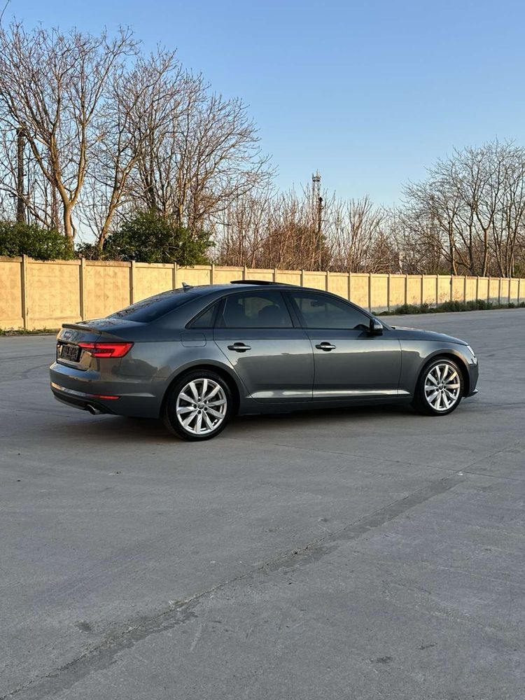 Audi A4 B9 2016 год