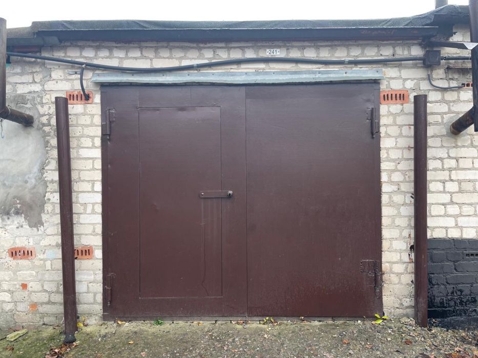 Гараж (с подвалом и смотровой ямой)